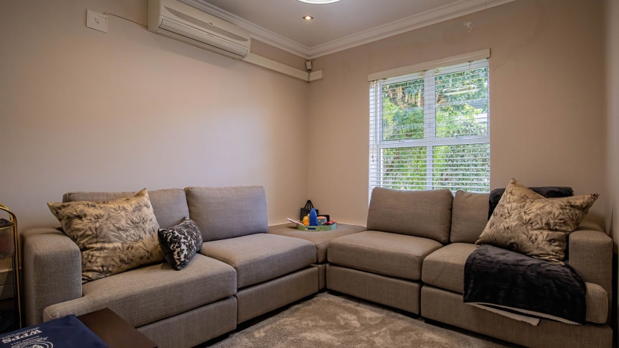 6 Bedroom Property for Sale in Newlands Western Cape